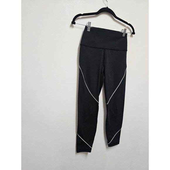 Old Navy Active Sculpt Revolution Black with striped Leggings size S - Picture 3 of 5